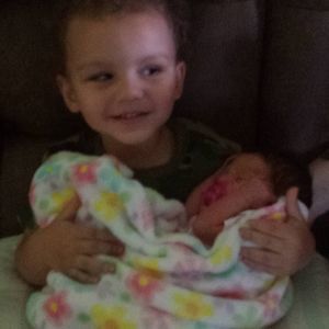 Meet your Posher, Dana